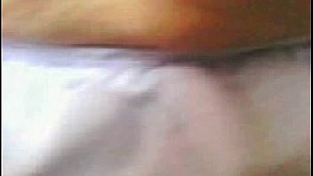 Indian-Andhra-aunty-getting-her-large-tits-and-saggy-cunt-exposed-from-saree--XVIDEOS-com[]